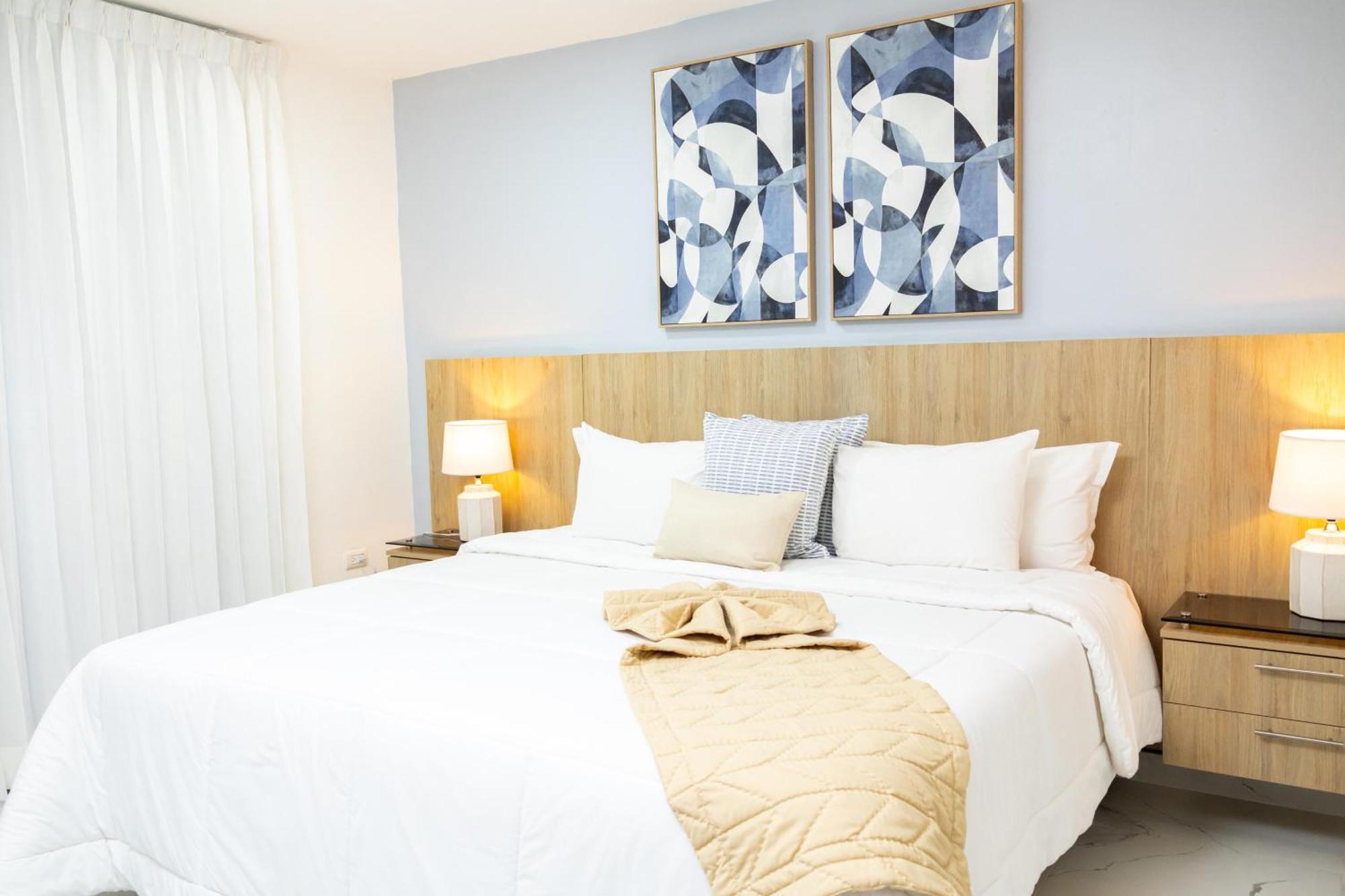 Habana Hotel Y Restaurante Higuey ภายนอก รูปภาพ